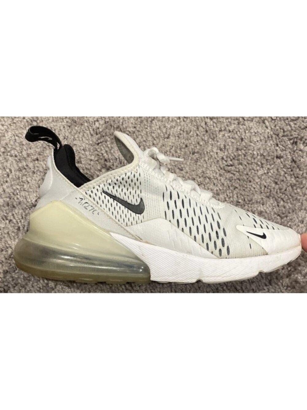 Nike Air Max 270 Women's Size 7 White Black Shoes Sneakers Athletic AH